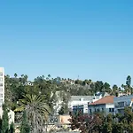 Elegant Apartment In The Heart Of Hollywood