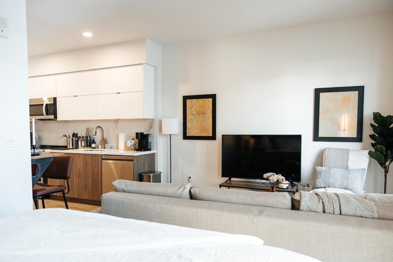 Elegant In The Heart Of Hollywood Apartment *